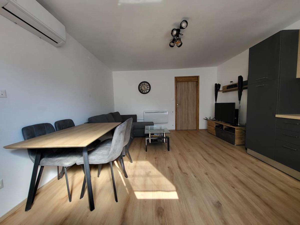 Apartment Dado Slunj Luaran gambar