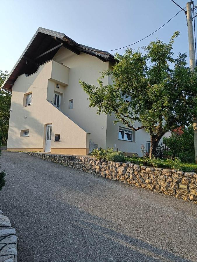 Apartment Dado Slunj Luaran gambar